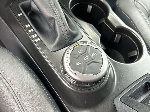 Used 2023 Ford Bronco Outer Banks image 30