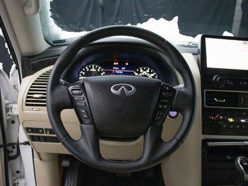 Used 2024 INFINITI QX80 Luxe w/ Cargo Package image 24