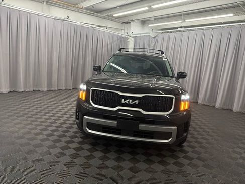 Certified 2024 Kia Telluride EX AWD/4WD image 3