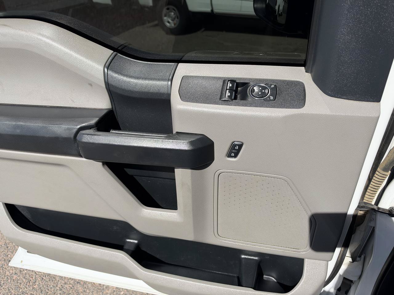 Used 2019 Ford F350 XL w/ Power Equipment Group AWD/4WD image 14
