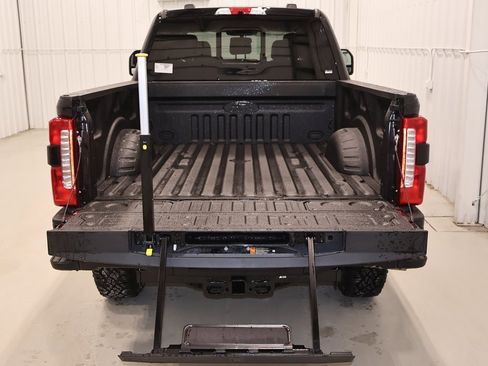 New 2026 Ford F250 Lariat w/ Tremor Off-Road Package image 33