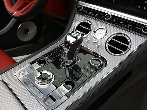 Certified 2022 Bentley Continental GT Mulliner AWD/4WD image 41