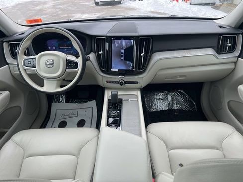 Certified 2023 Volvo XC60 B5 Plus w/ Climate Package image 21