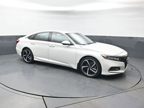 Used 2020 Honda Accord Sport image 8