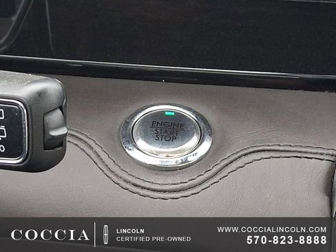 Certified 2021 Lincoln Navigator Black Label w/ Cargo Convenience Package image 26