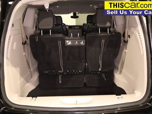 Used 2017 Chrysler Pacifica Touring-L FWD image 27