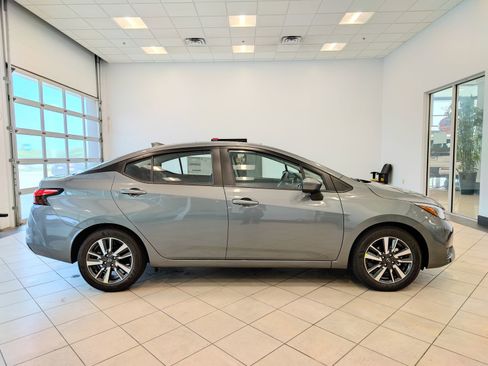 New 2025 Nissan Versa SV w/ Trunk Package FWD image 2
