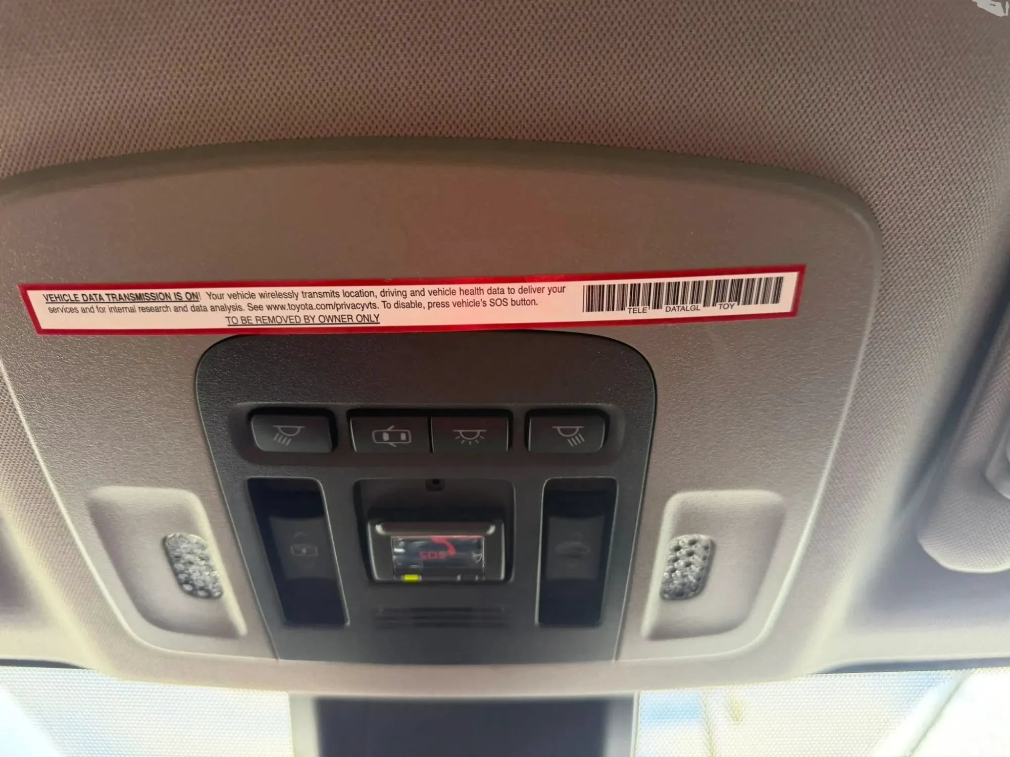 Used 2020 Toyota Camry XLE w/ Navigation Package FWD image 23
