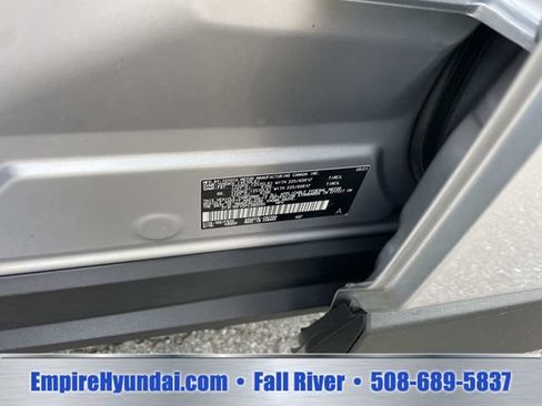 Used 2023 Toyota RAV4 LE AWD/4WD image 19