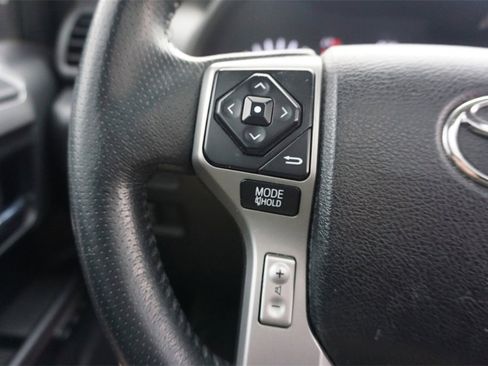 Used 2016 Toyota 4Runner Limited image 7