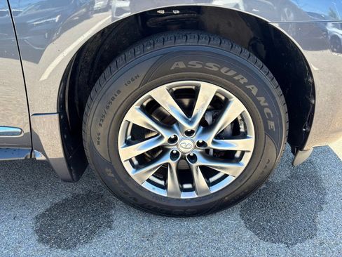 Used 2013 INFINITI JX35 AWD w/ Premium Pkg image 33