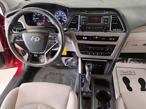 Used 2017 Hyundai Sonata SE image 45