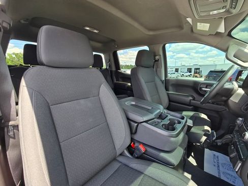 Used 2025 Chevrolet Silverado 1500 Custom AWD/4WD image 18