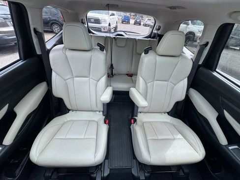 Used 2021 Subaru Ascent Limited w/ Technology Package image 15