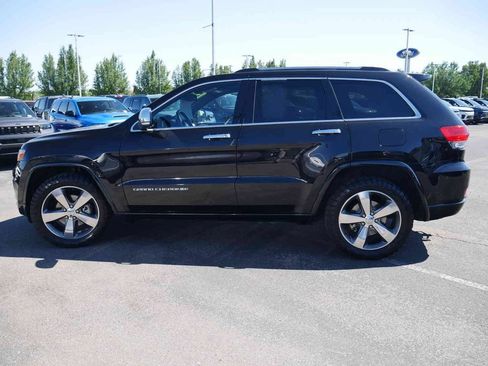 Used 2015 Jeep Grand Cherokee Overland w/ Advanced Technology Group RWD image 17