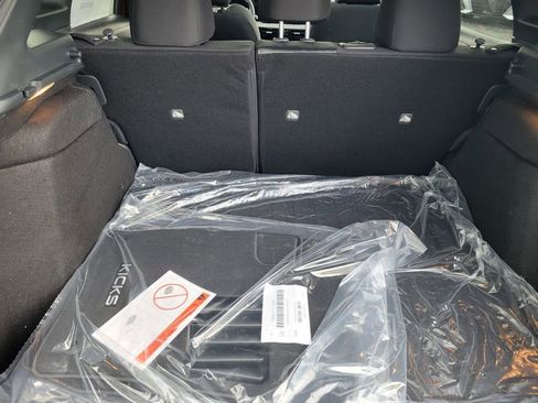 New 2026 Nissan Kicks SV w/ SV Premium Package AWD/4WD image 31
