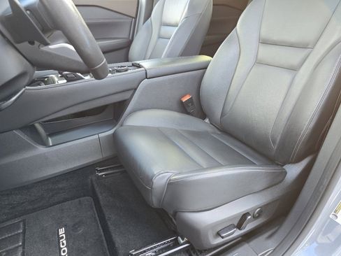 Used 2023 Nissan Rogue SL w/ SL Premium Package image 23