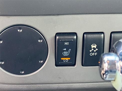 Used 2018 Nissan Frontier SV w/ Value Truck Package RWD image 20