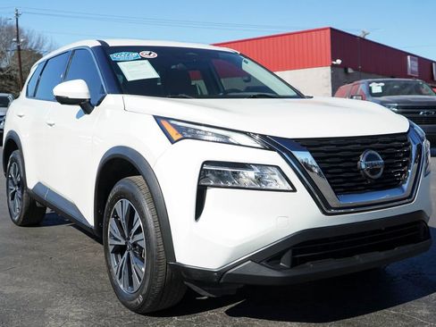 Used 2021 Nissan Rogue SV image 38