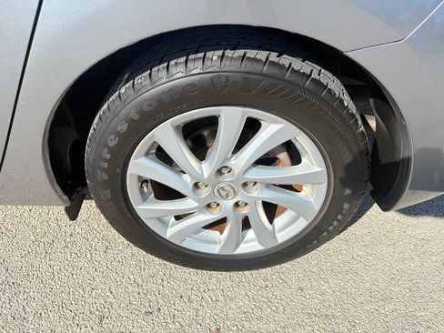 Used 2012 MAZDA MAZDA3 i Touring image 9