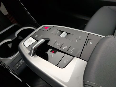 Certified 2026 BMW X2 xDrive28i AWD/4WD image 20