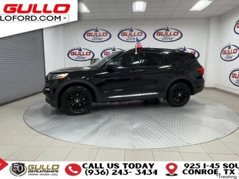 Certified 2023 Ford Explorer XLT w/ Equipment Group 202A RWD image 2