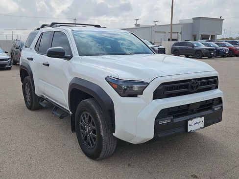 Used 2025 Toyota 4Runner SR5 AWD/4WD image 2