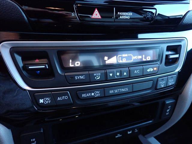 Used 2017 Honda Ridgeline RTL-E image 17