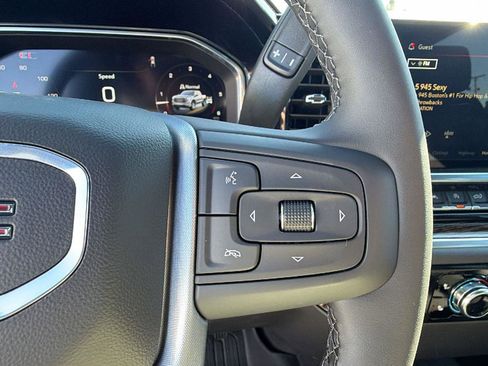 New 2026 GMC Sierra 1500 SLE image 25