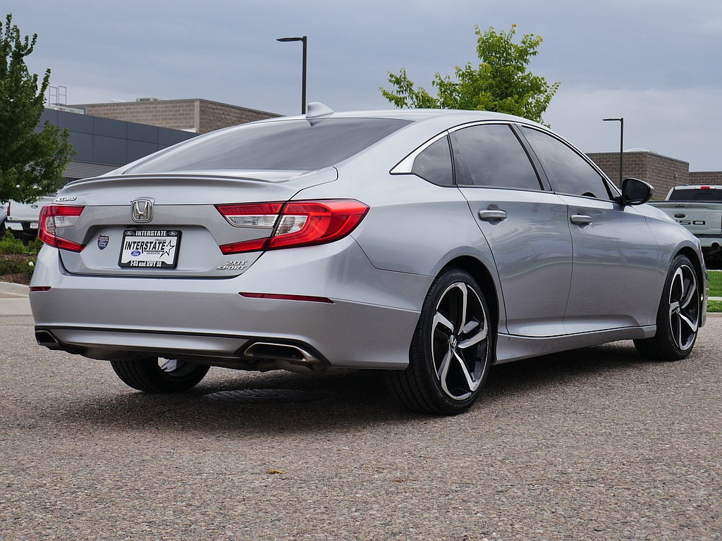 Used 2020 Honda Accord Sport image 5