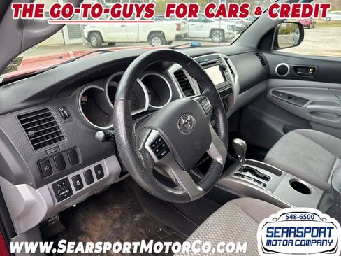 Used 2013 Toyota Tacoma 4x4 Double Cab w/ SR5 Pkg image 9