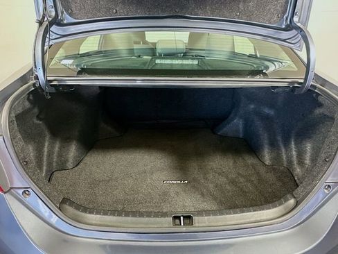 Used 2015 Toyota Corolla L image 24