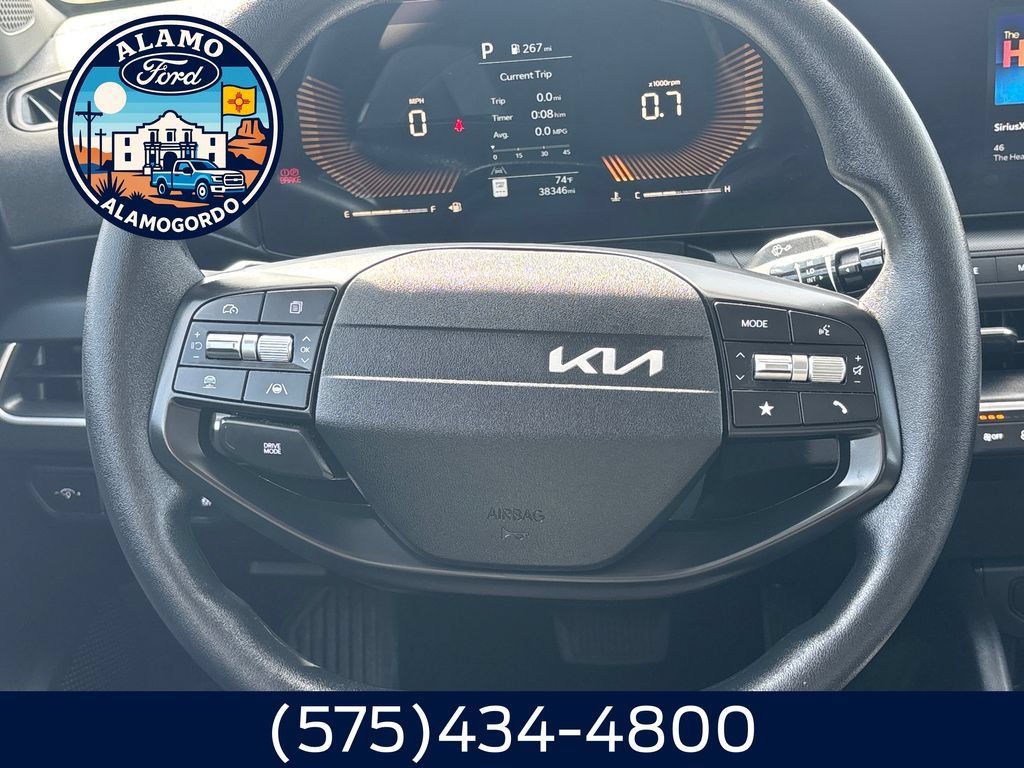 Used 2025 Kia K4 FWD image 14