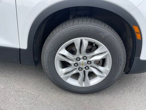 Used 2020 Chevrolet Blazer LT image 32