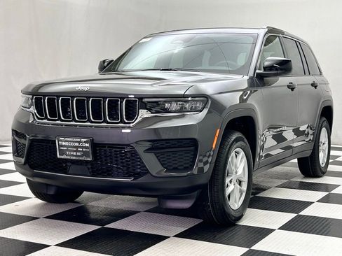 New 2025 Jeep Grand Cherokee Laredo X image 4