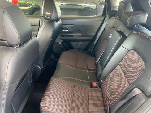 Used 2025 Nissan Kicks SR w/ SR Premium Package AWD/4WD image 9