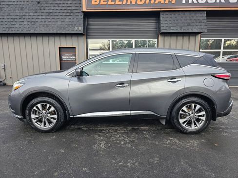 Used 2015 Nissan Murano SV image 2