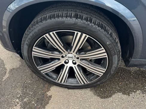 Used 2024 Volvo XC90 B6 Ultimate AWD/4WD image 12
