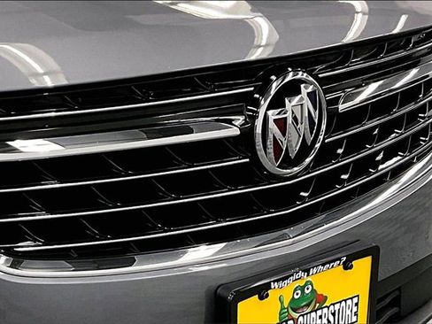 Used 2022 Buick Envision Essence w/ Safety Package image 30