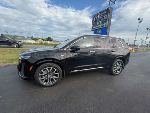 Used 2024 Cadillac XT6 Premium Luxury image 7