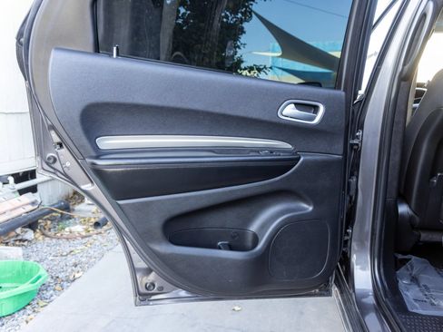 Used 2020 Dodge Durango SXT w/ 3rd Row Seating Group RWD image 12