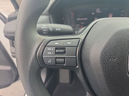 Certified 2025 Honda Accord SE image 16