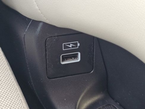 Certified 2023 Honda HR-V LX image 8