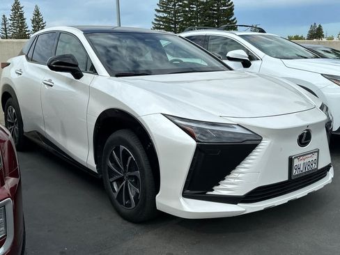 Used 2023 Lexus RZ 450e Premium w/ Technology Package AWD/4WD image 3