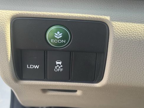 Used 2013 Honda Accord EX-L image 21