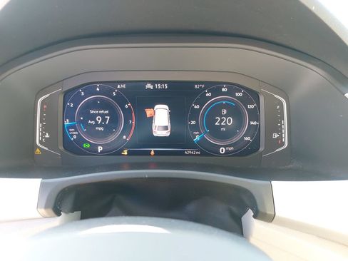 Used 2023 Volkswagen Atlas SE w/ Panoramic Sunroof Package FWD image 13