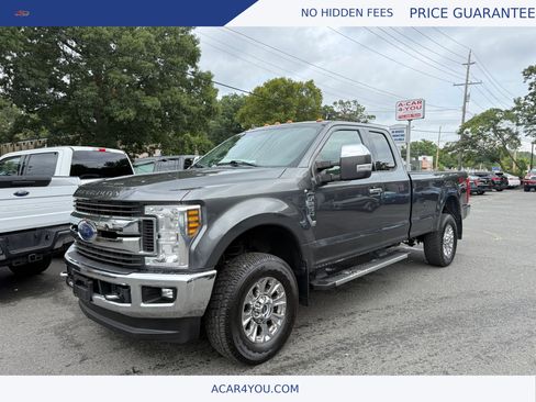 Used 2019 Ford F250 XLT w/ XLT Premium Package AWD/4WD image 4