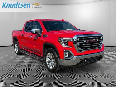 Used 2019 GMC Sierra 1500 SLT image 1