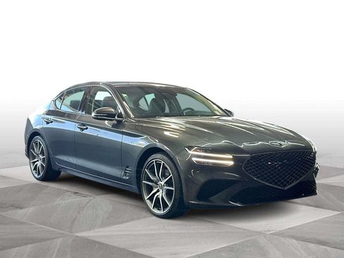 Used 2023 Genesis G70 2.0T RWD image 2