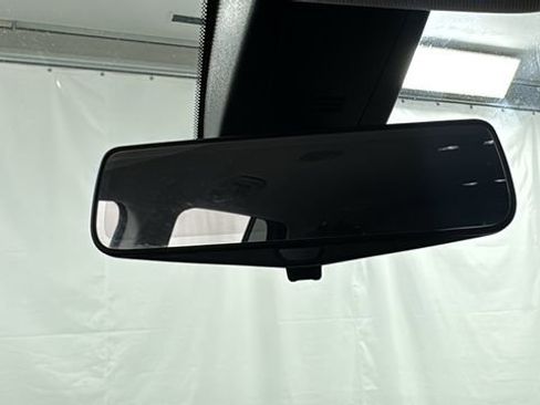 Used 2021 Chevrolet Traverse RS image 34